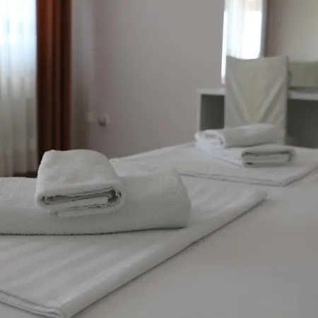 Duka Inn *
